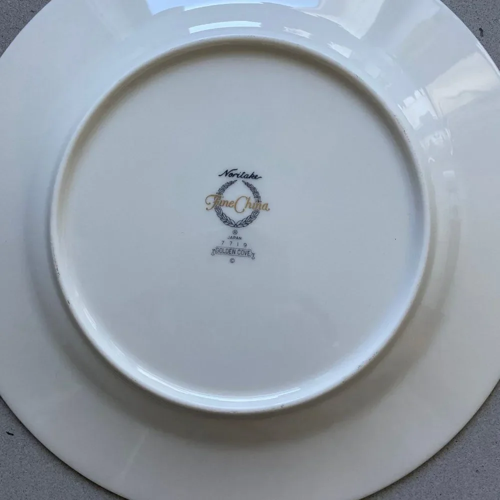 Vintage Noritake Golden Cove Salad Plate, Japan 1986, Gold Trim Fine China